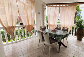 Apartment Angelina Karigador 50m from the Beach